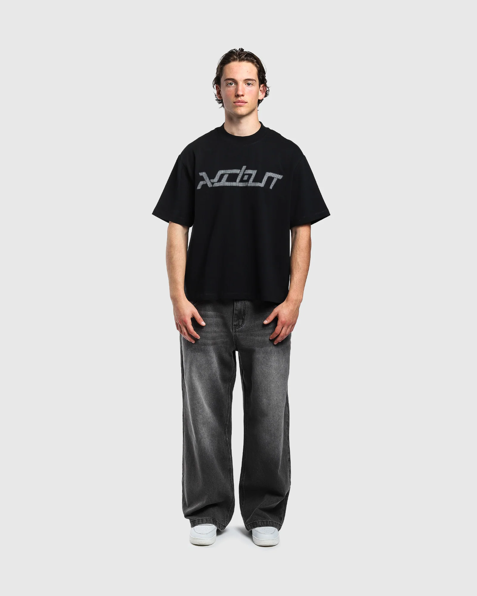 VANTABLACK TEE - Image 2